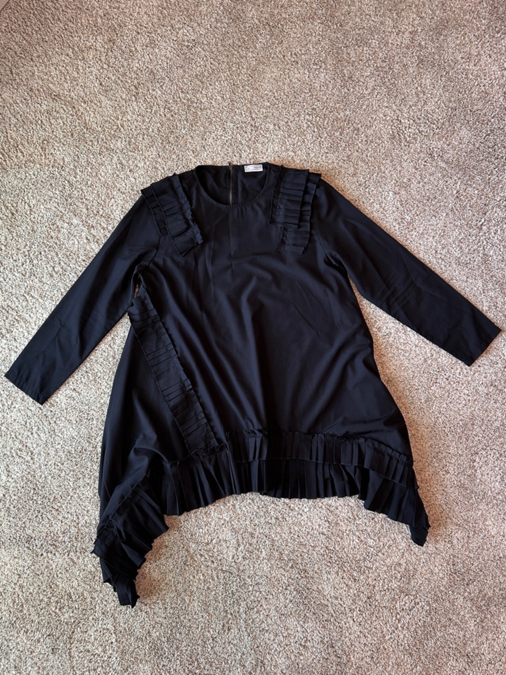 Marigold Shadows Kirika O-Neck Ruffles Split Dress